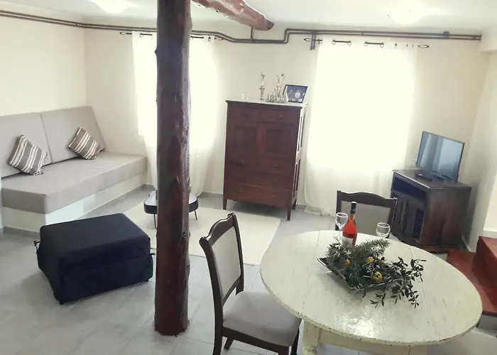 Dioni House Perachori